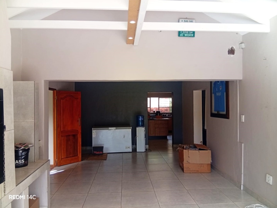 5 Bedroom Property for Sale in Universitas Ridge Free State